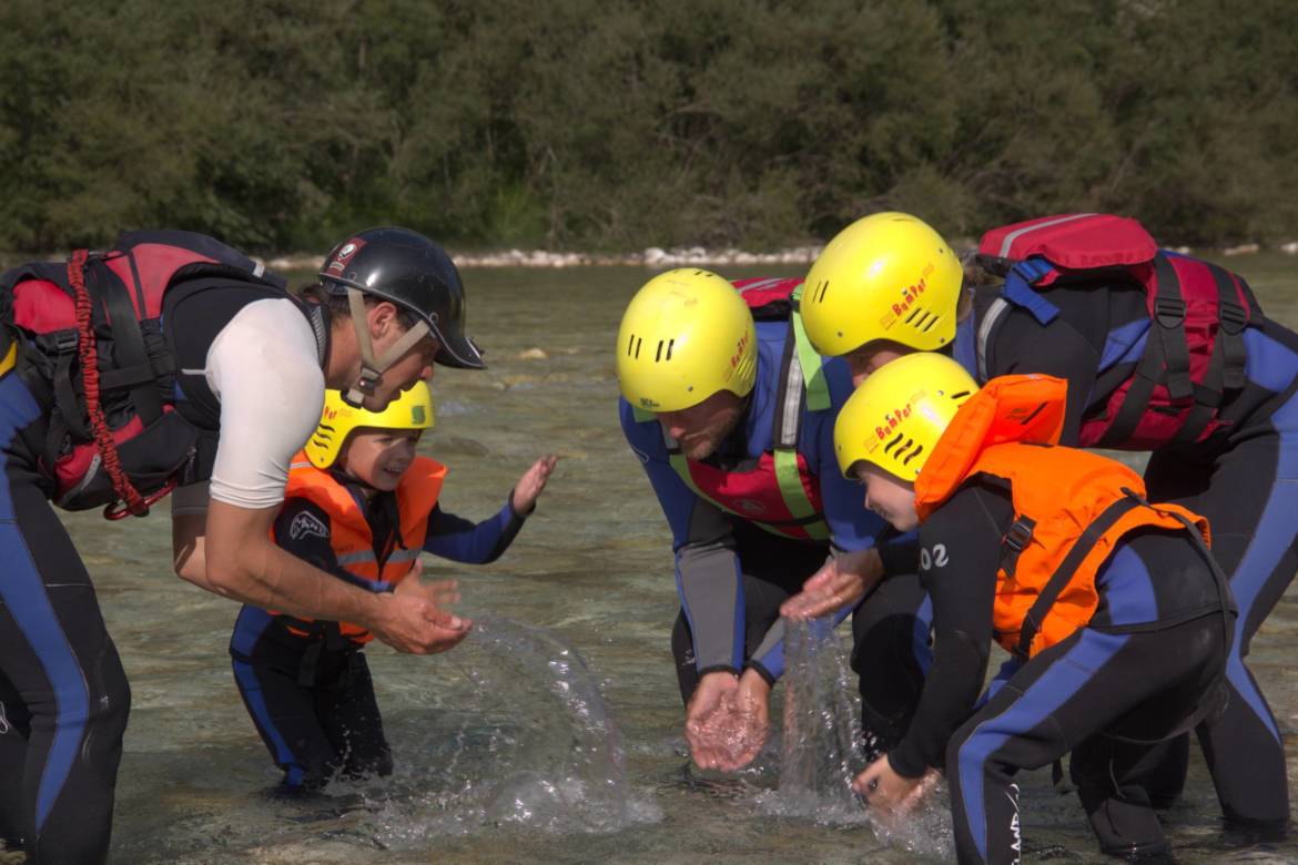 famly-rafting-bovec-soca-scaled.jpg